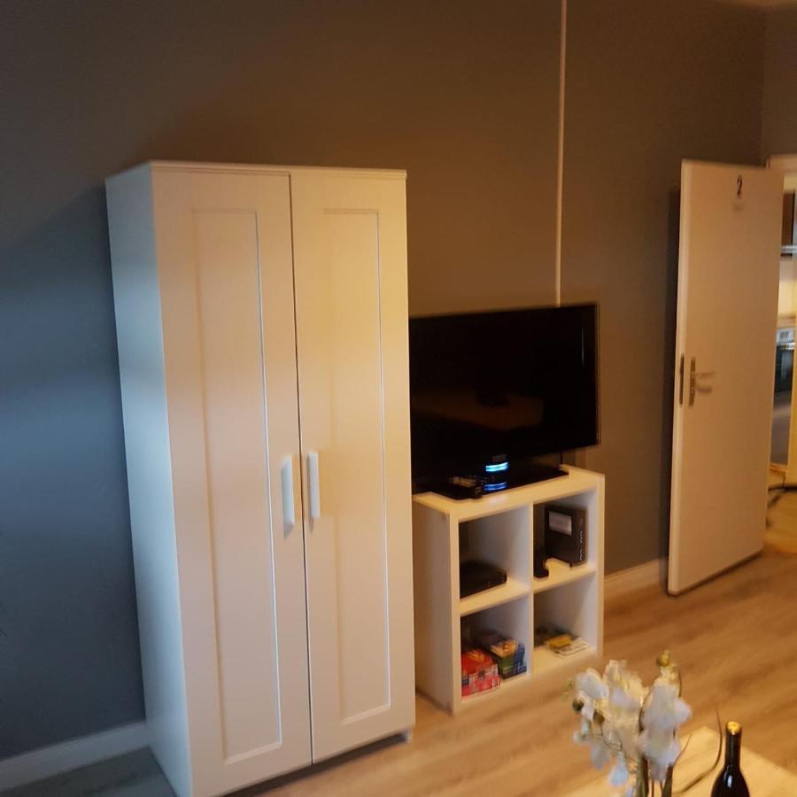 Flensburg Strandnah Buitenkant foto